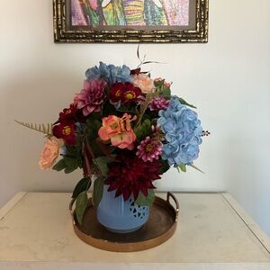 Blue Bliss faux flower arrangement!